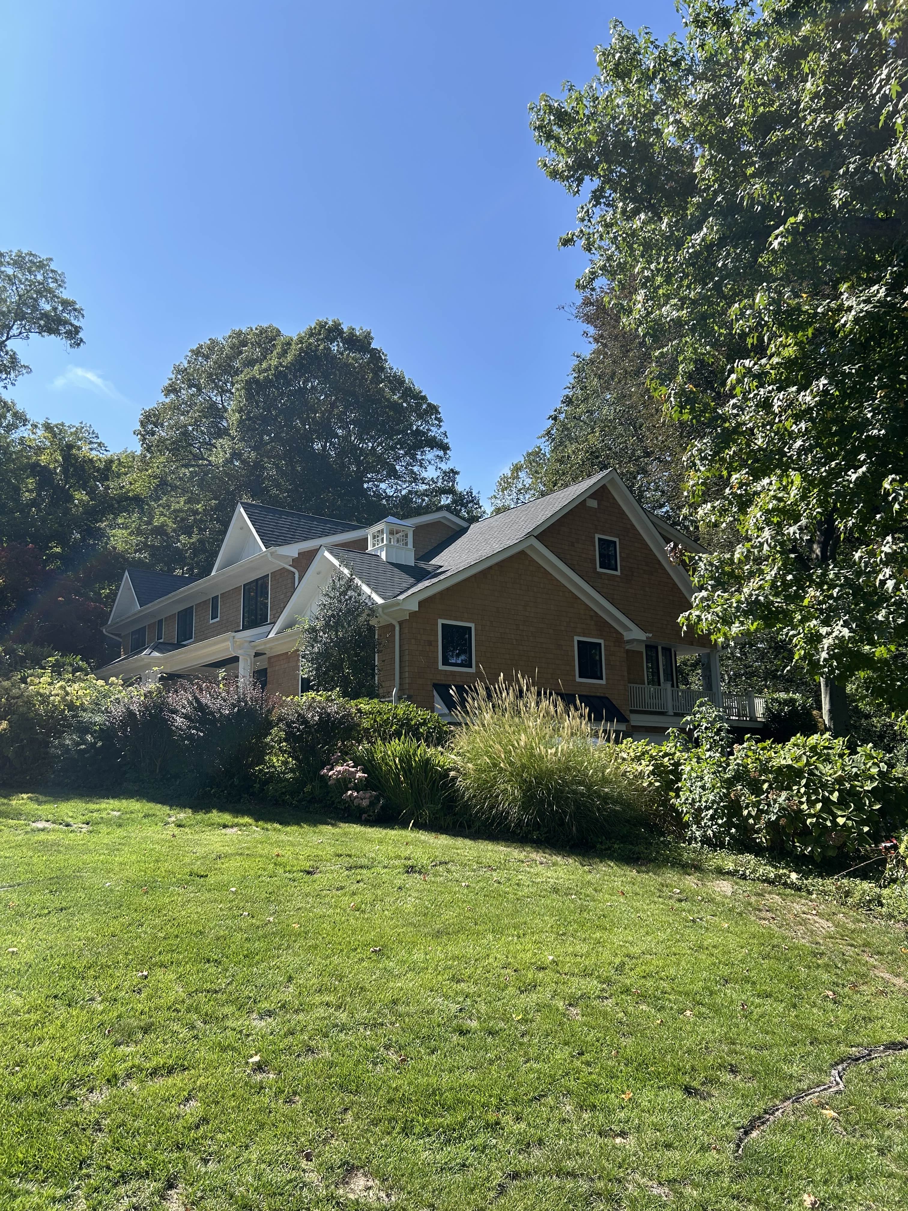 Roslyn Residence