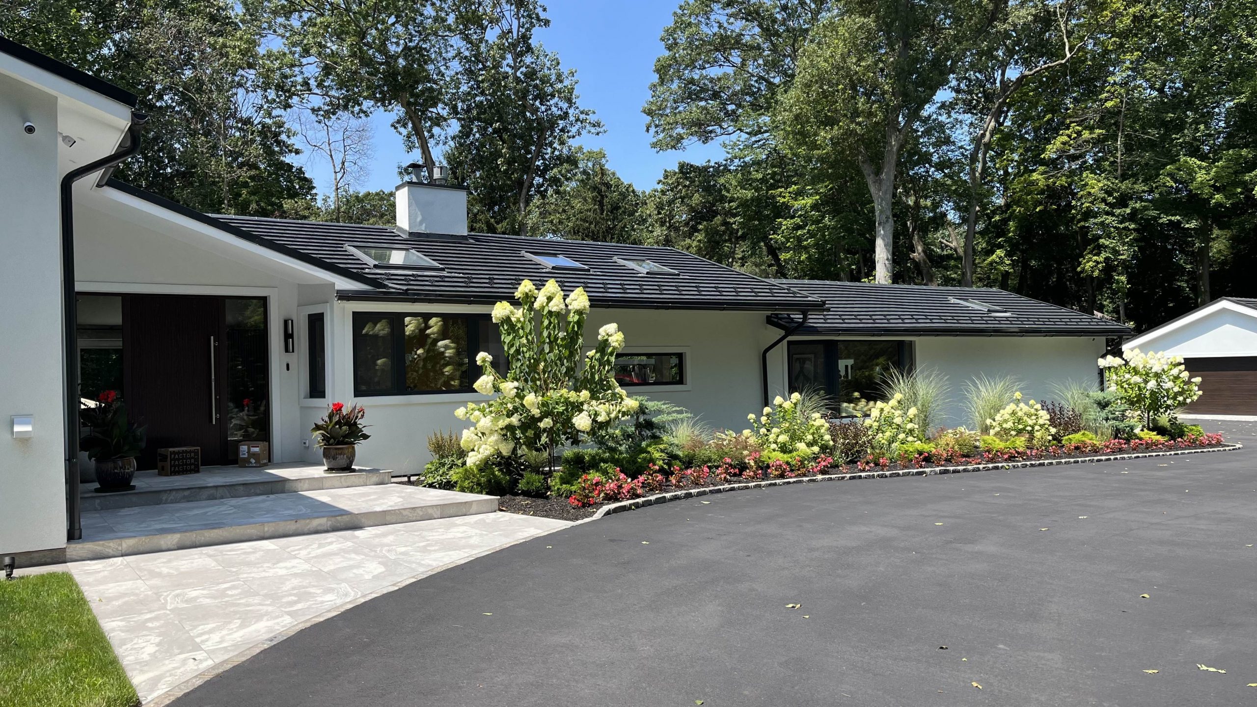 Glen Head Residence